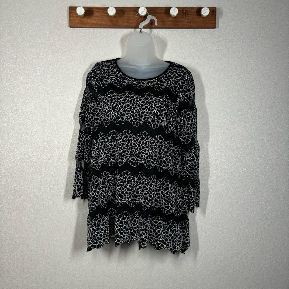 Cece All Over Lace Blouse Size Large
